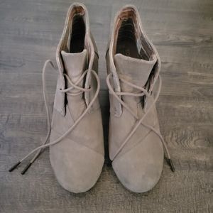 Toms womens 11 wedge